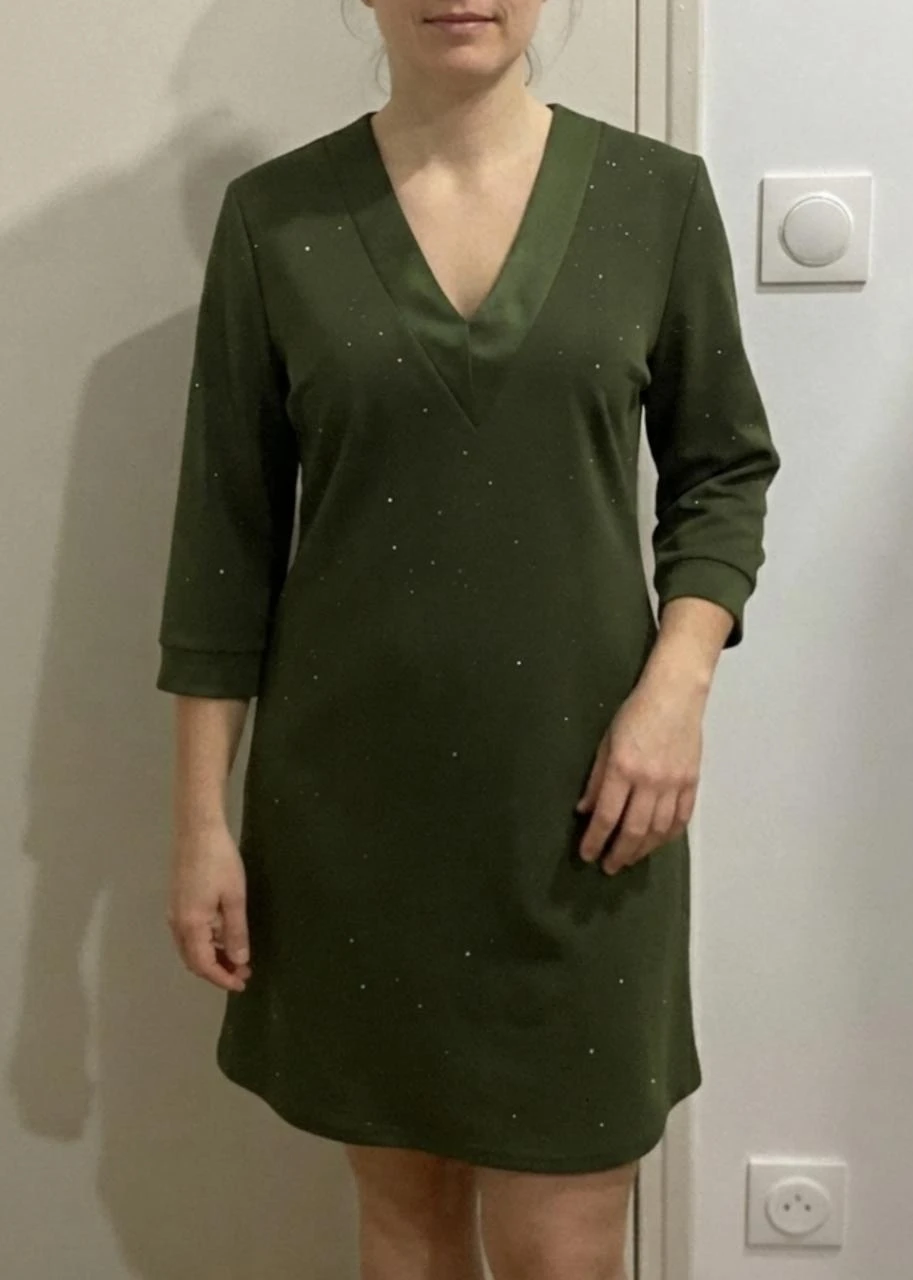 👗 Robe verte pailletée manches 3/4 Quinze Heures Trente Paris Taille M